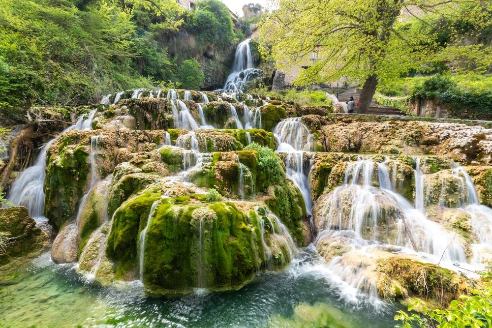 Cascada De Orbaneja Del Castillo