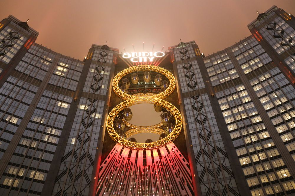 Golden Reel Ferris Wheel