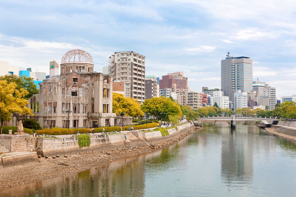 Hiroshima Peace Memorial Park & Atomic Bomb Dome