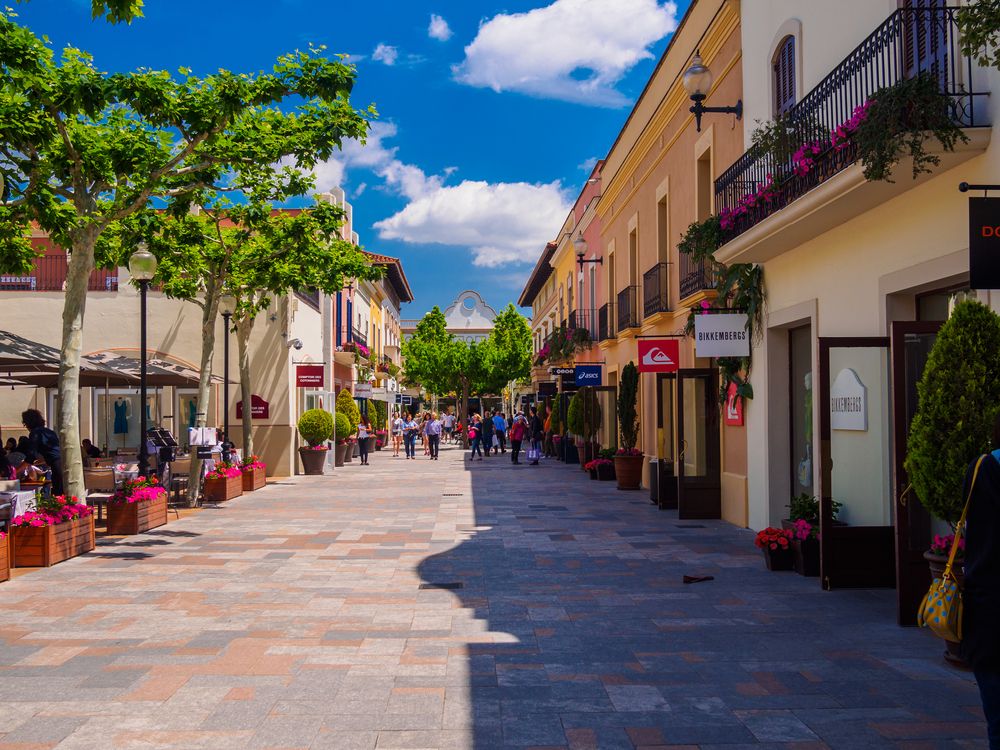 La Roca Village Outlet